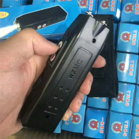 703型超高压电棍 高电流防身自卫器图片