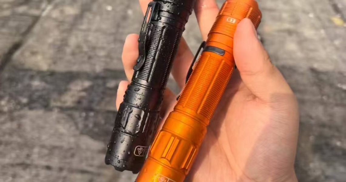 小型电击器